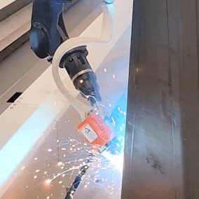 Garmo Instruments GarLine seam tracking laser sensor automated robotic welding GarLine R industrial robot weld